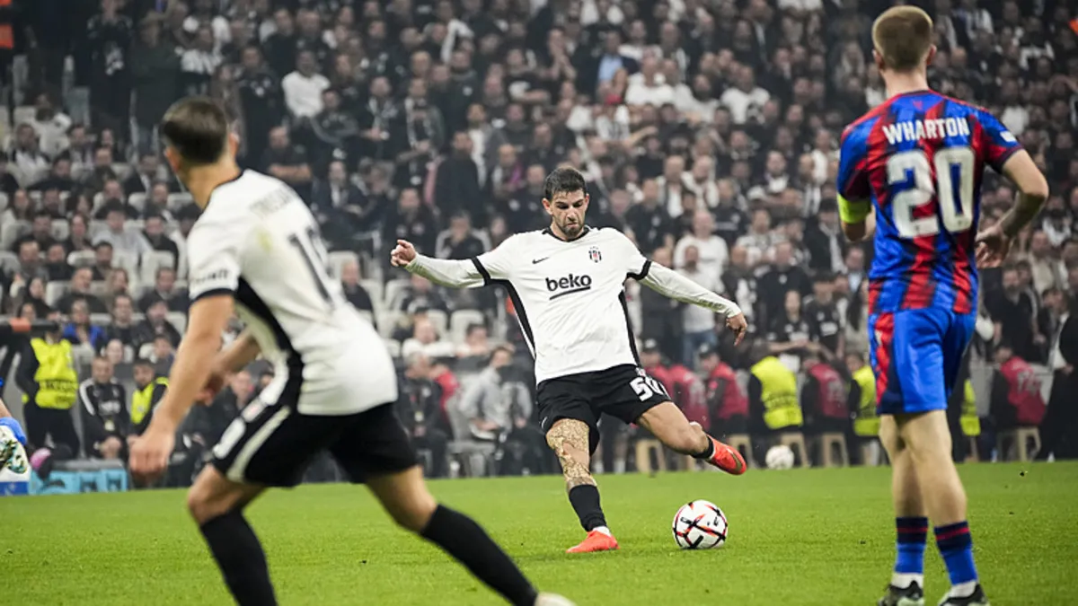 Beşiktaş açıkladı: Ümit Akdağ'ın sağ elinde metakarpal kemik kırığı tespit edildi