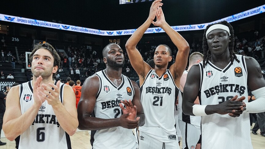 Beşiktaş Valencia'ya son saniyede 96-94 yenildi, Fenerbahçe Tarfin Bologna'yı 78-68 geçti