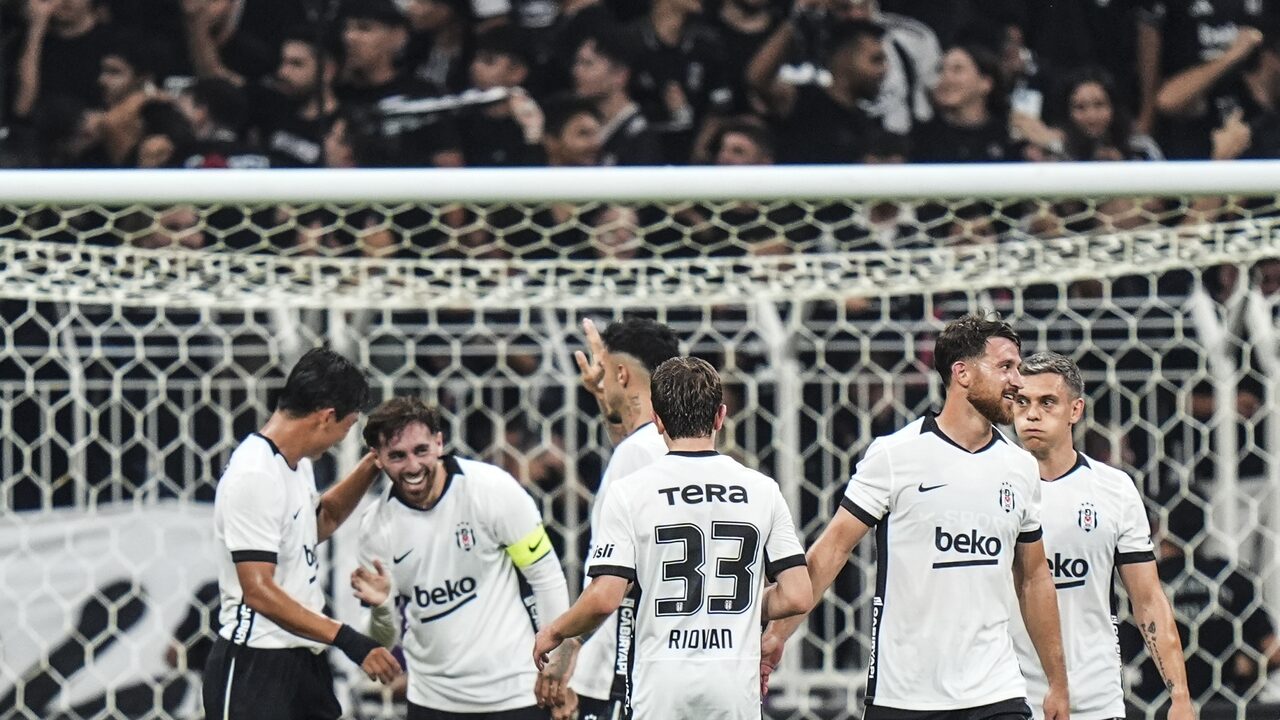 Beşiktaş'ta orta saha üçlüsü oturdu: Salih, Orkun ve Olaitan 13 maçın 12'sinde birlikte
