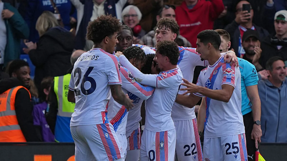 Crystal Palace, Glasner'in Selhurst Park dönüşünde Nottingham Forest'ı 3-1 yendi