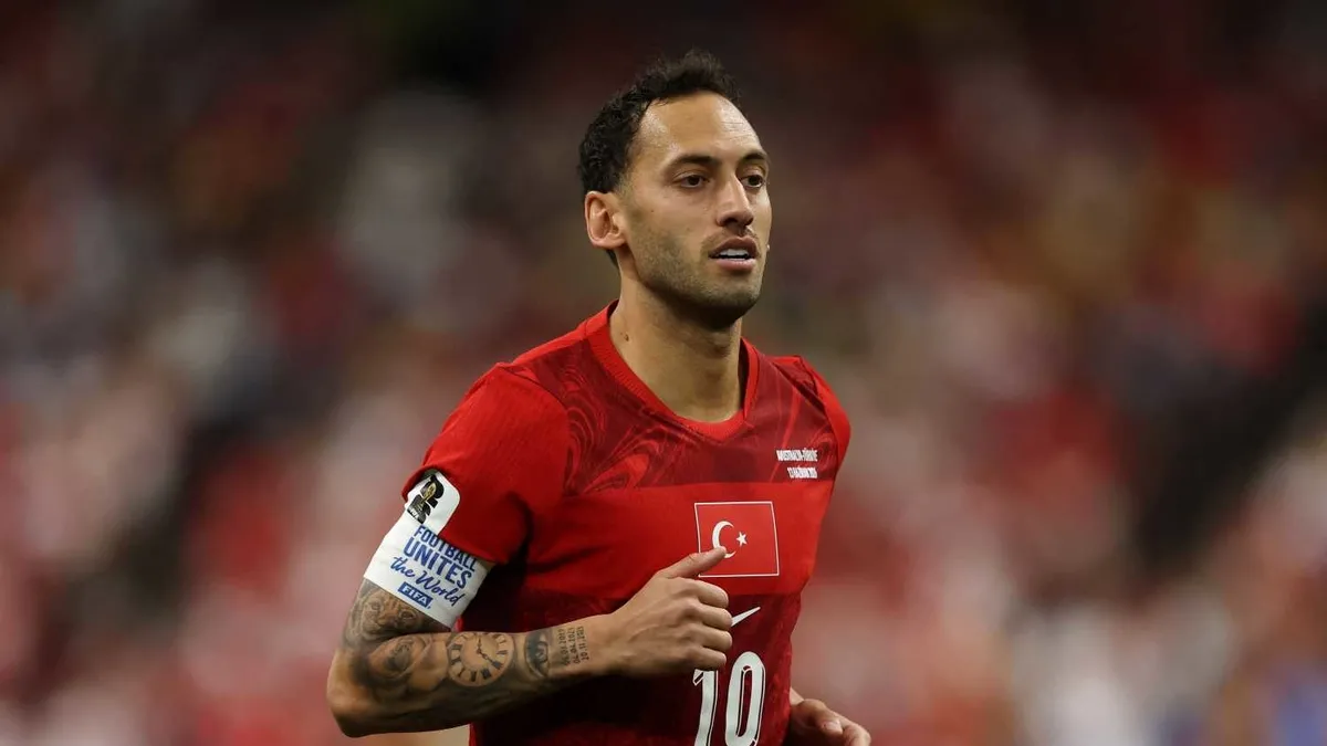 İtalyan basını: Fenerbahçe ocak ayında Hakan Çalhanoğlu için harekete geçmeye hazırlanıyor