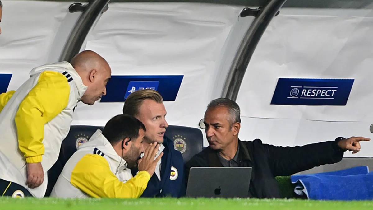 Fenerbahçe'de stoper belirsizliği: Skriniar'ın yanına Oppong, Müldür ya da Brown