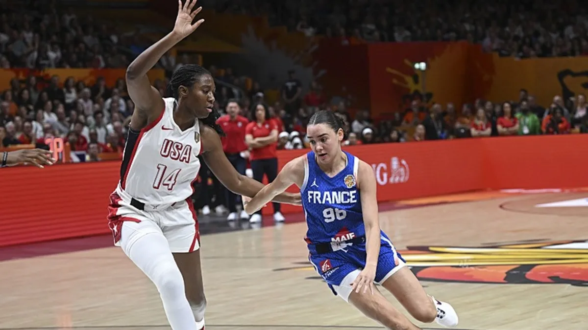 FIBA Kadınlar Dünya Kupası'nda şampiyon ABD: Fransa'yı 97-79 yendi, üst üste 5. kez zirvede