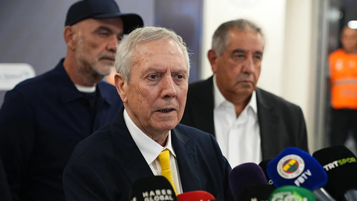 FIFA'dan Fenerbahçe'ye 3 dönem transfer yasağı: Ödeme yapılırsa kalkacak