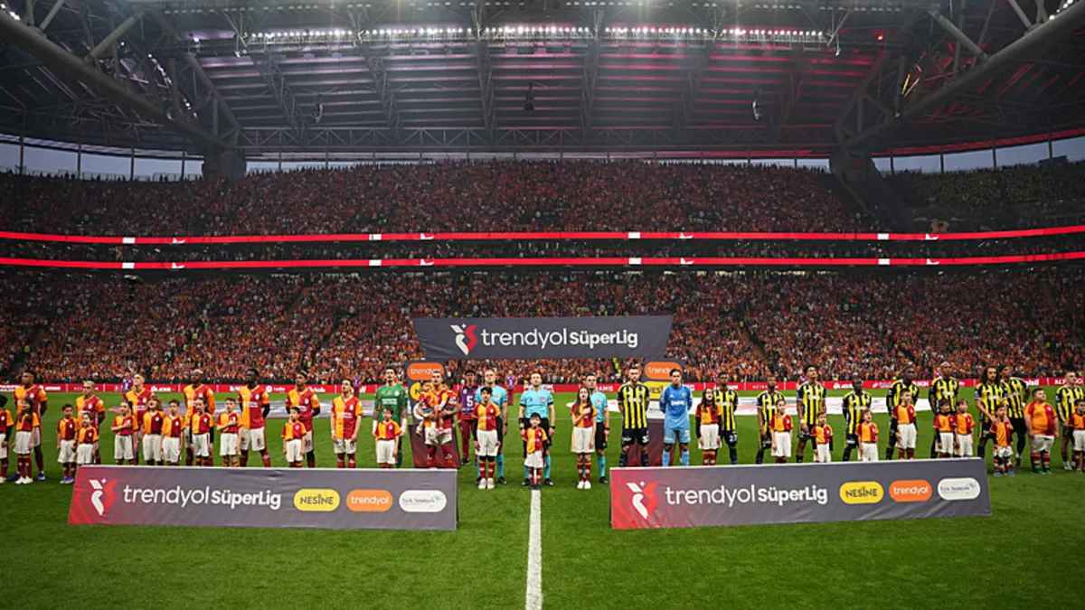 Galatasaray–Fenerbahçe 407. kez karşılaşıyor: 406 maçta 150'ye 131 Fenerbahçe önde