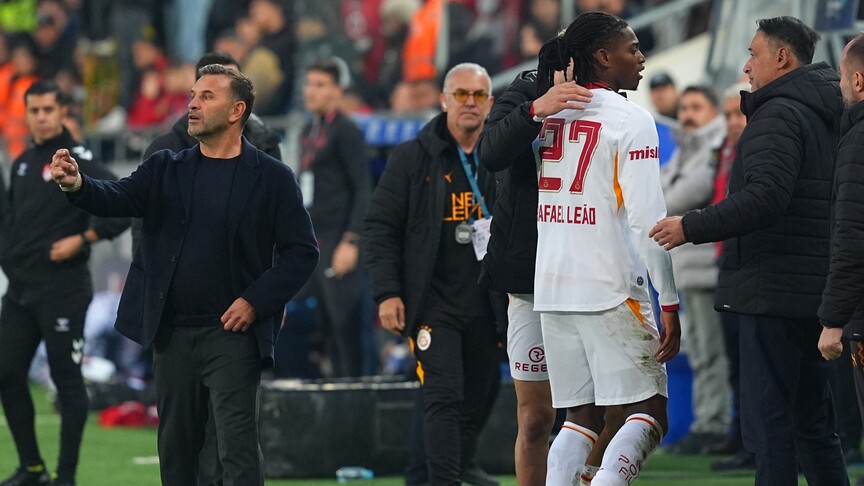 Galatasaray açıkladı: Leao'nun kasık adalesinde hafif-orta düzey zorlanma var