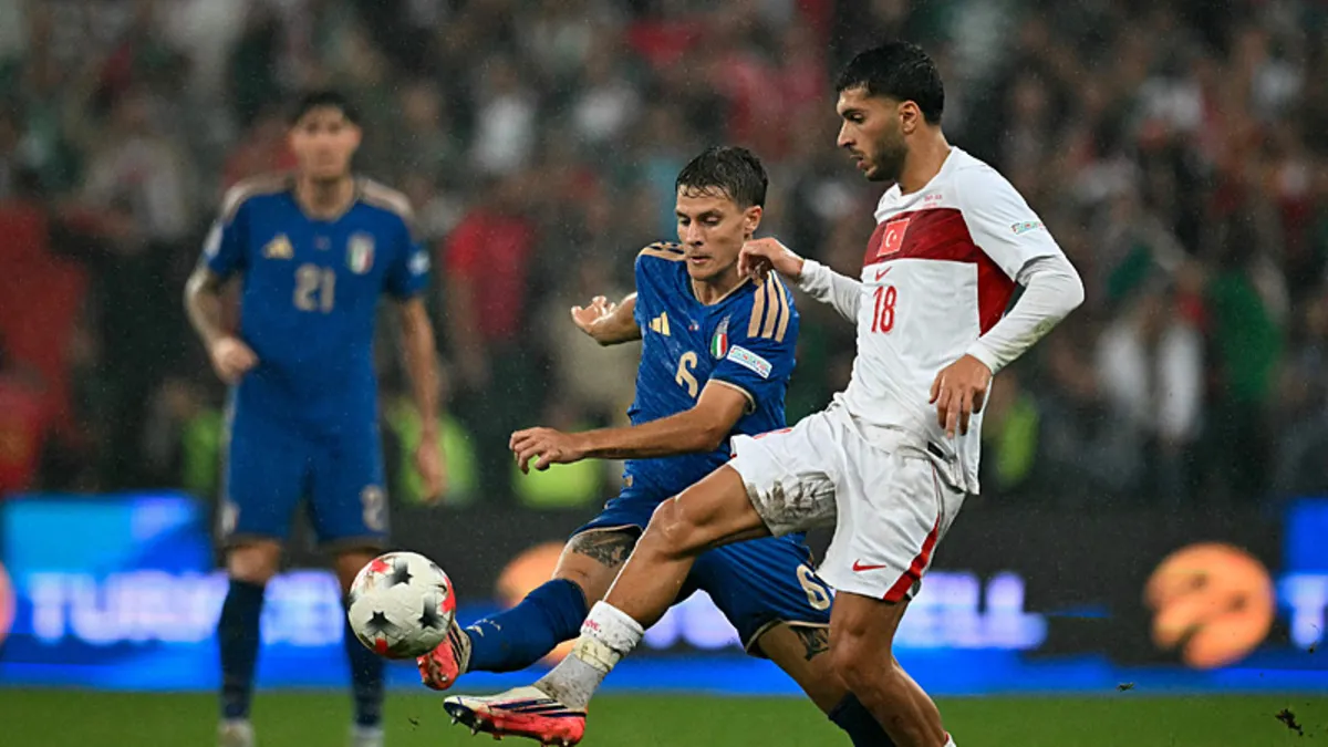 İddia: Hamburg, Oğuz Aydın'ı Türkiye-İtalya maçında tribünden izledi