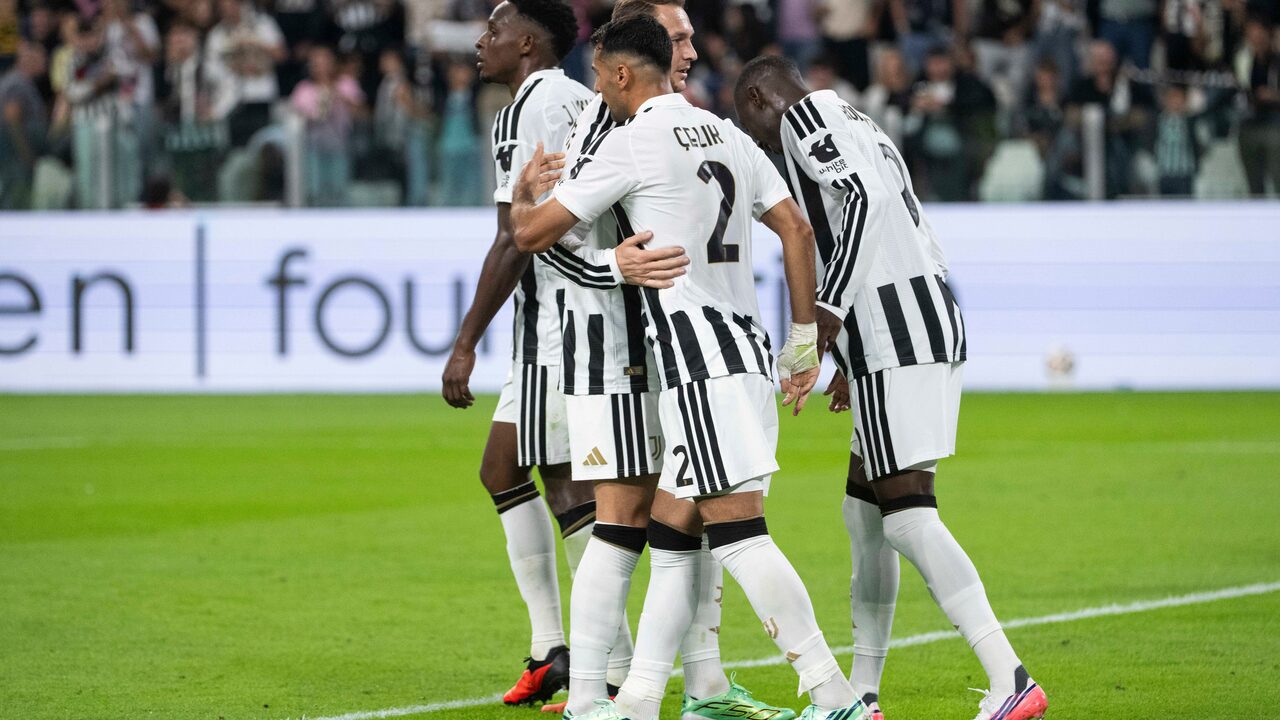 Juventus Avrupa Ligi'ne 5-0'la başladı: Zeki Çelik Nijmegen karşısında gol attı