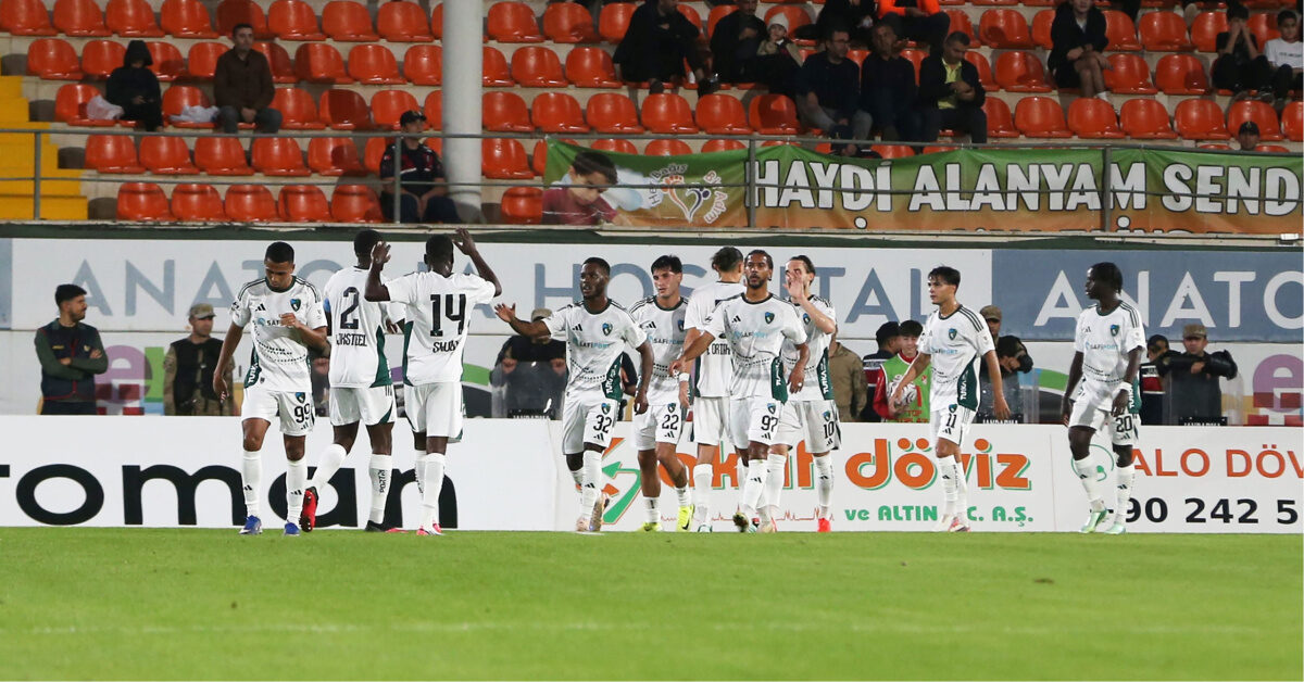 Kocaelispor Alanyaspor'u deplasmanda 2-1 yendi: Berkan Kutlu ve Baku ilk yarıda attı