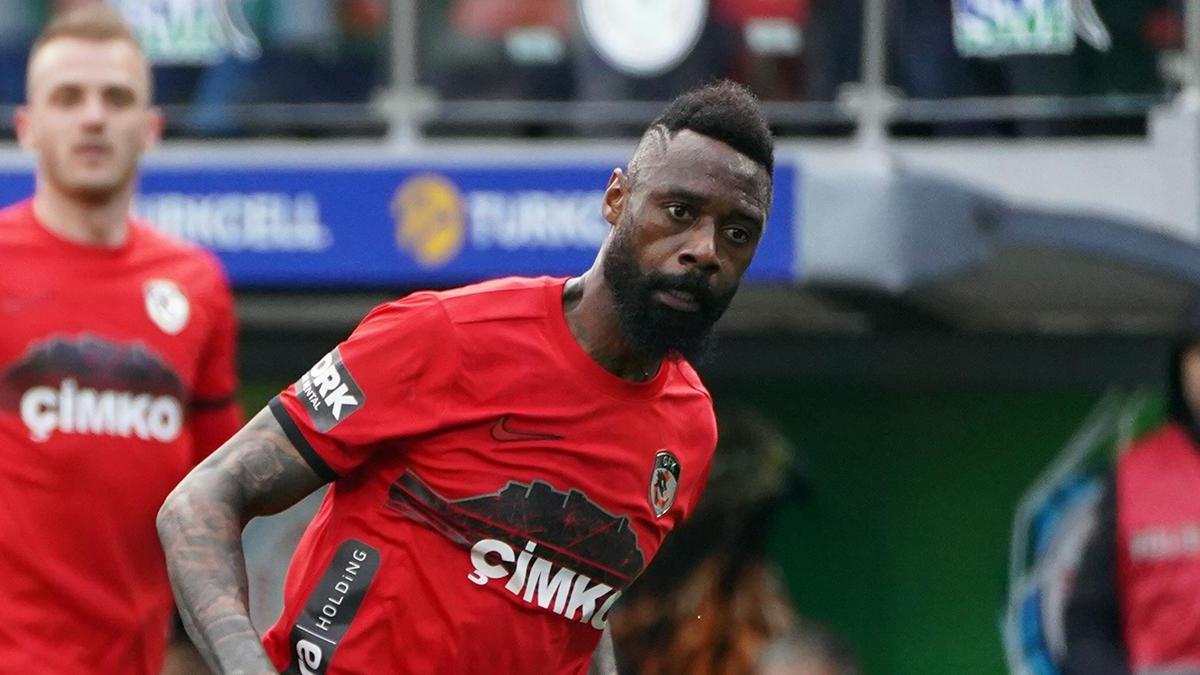 N'Koulou'dan Marsilya'ya Beşiktaş uyarısı: "Dolmabahçe'de ilk 20 dakika hayati, baskıya direnmek anahtar"