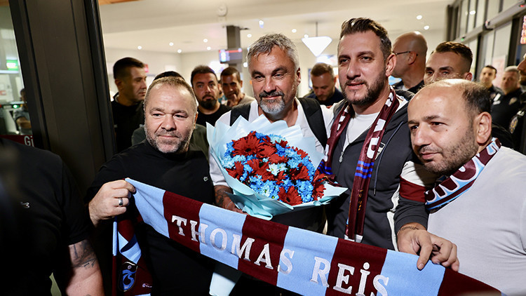Reis Trabzonspor'da imzayı attı: "Takımla henüz tanışamadım, umarım birlikte tarih yazacağız; sözleşme detaylarını konuşmak istemiyorum"