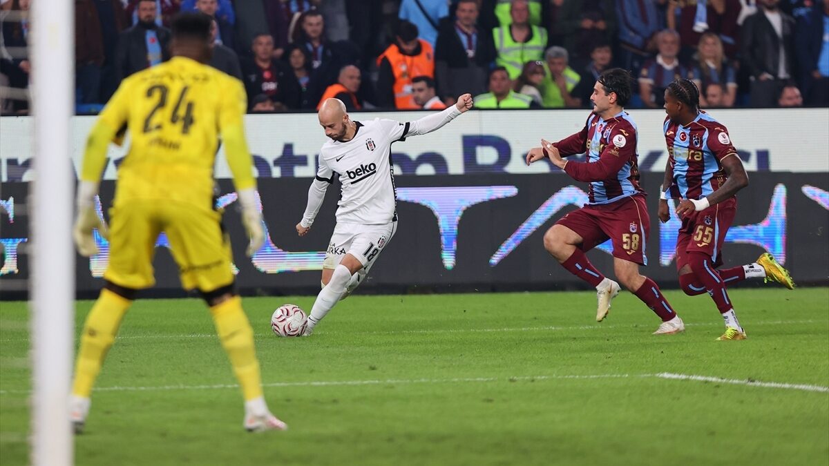 Süper Lig'de 8. hafta sonrası puan durumu: Galatasaray lider, Trabzonspor 4. sırada