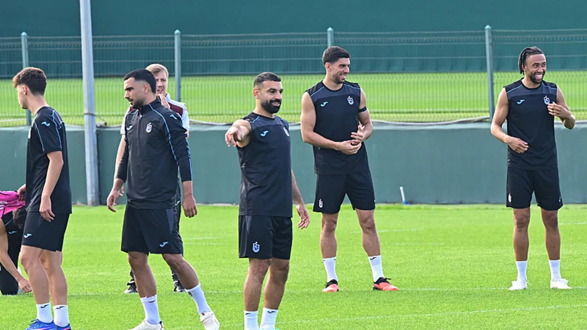 Trabzonspor Hearts öncesi son antrenmanı yaptı: Malinovskyi ve Yokuşlu katılmadı