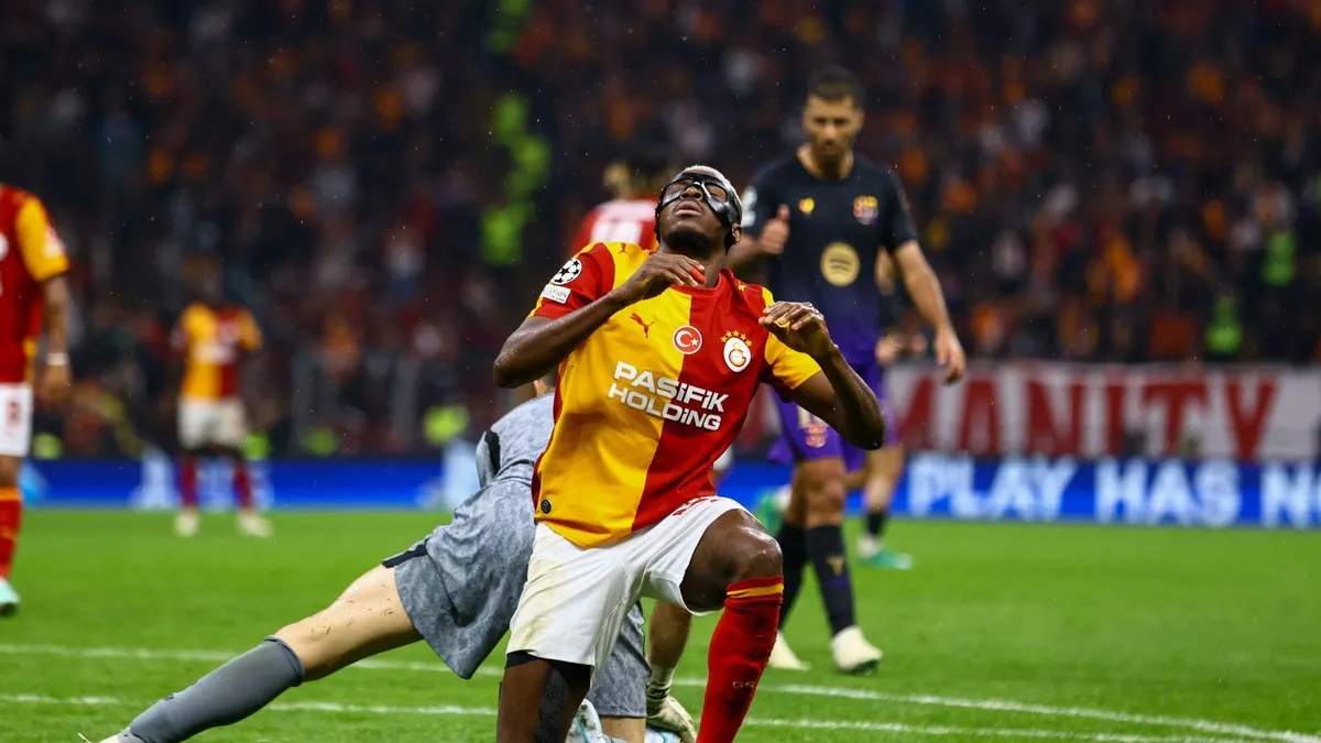 Yazarlar Galatasaray-Barcelona maçını yorumladı: Osimhen'in ofsaytları ve iptal edilen gol